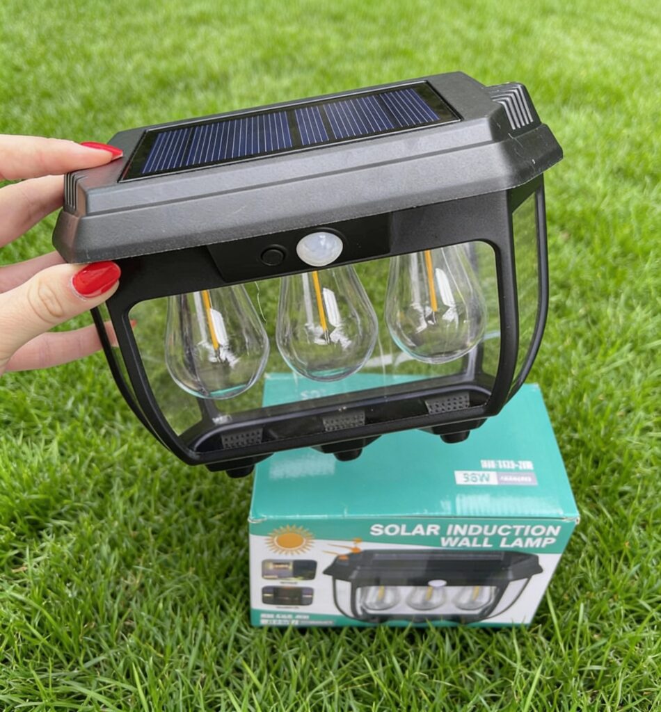 Halogen LED Solarny Lampa Ogrodowa z Czujnikiem Ruchu Potrójny